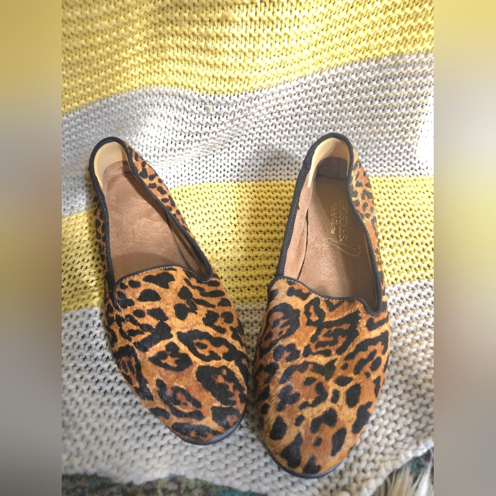 AEROSOLES Leopard Print Flats
